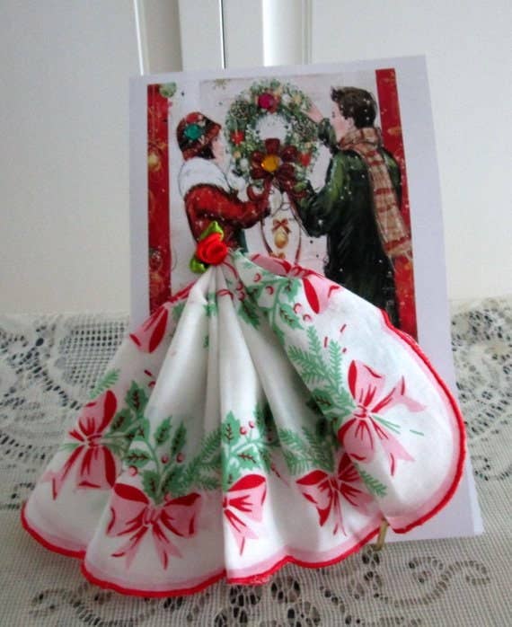 MOMENTS IN THYME - The Christmas Wreath Keepsake Hankie Card