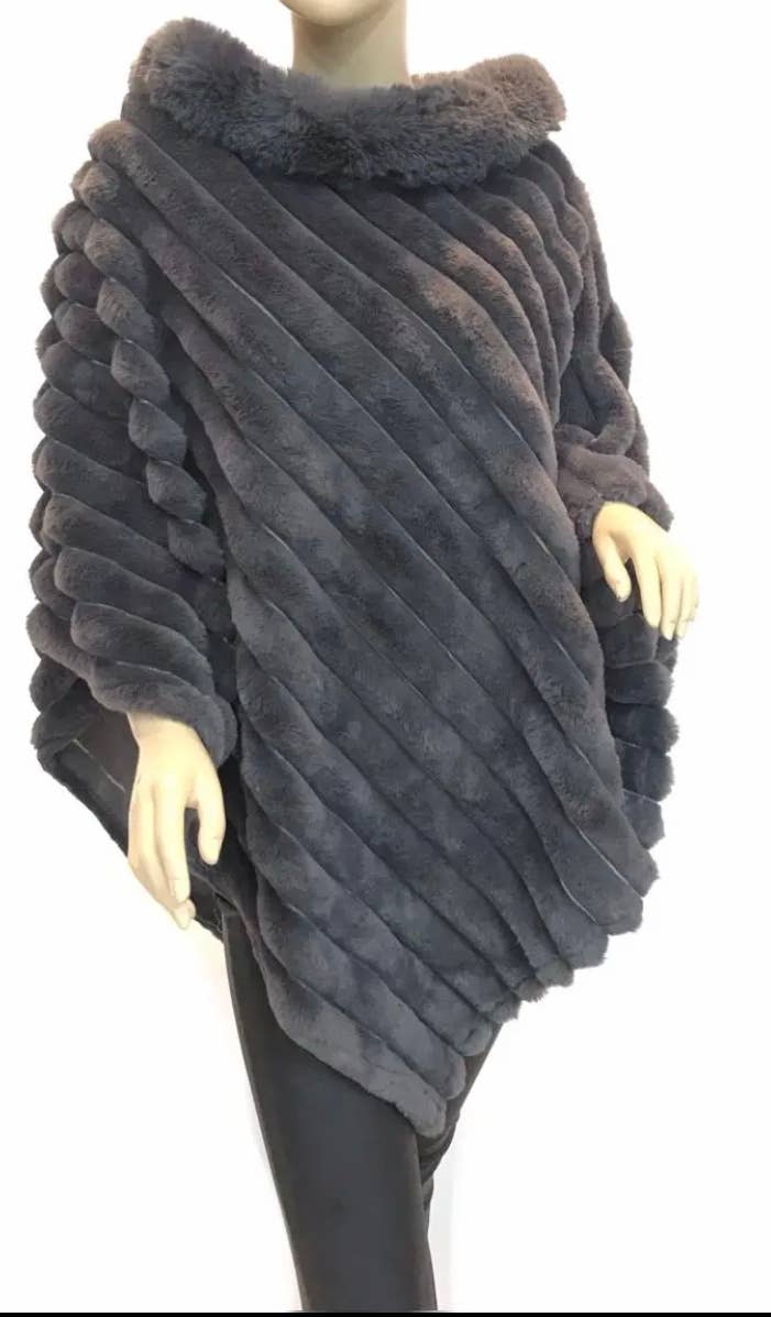 LOOWIE - 068 Luxurious Green Faux Fur Ribbed Poncho with Plush Collar: Blush