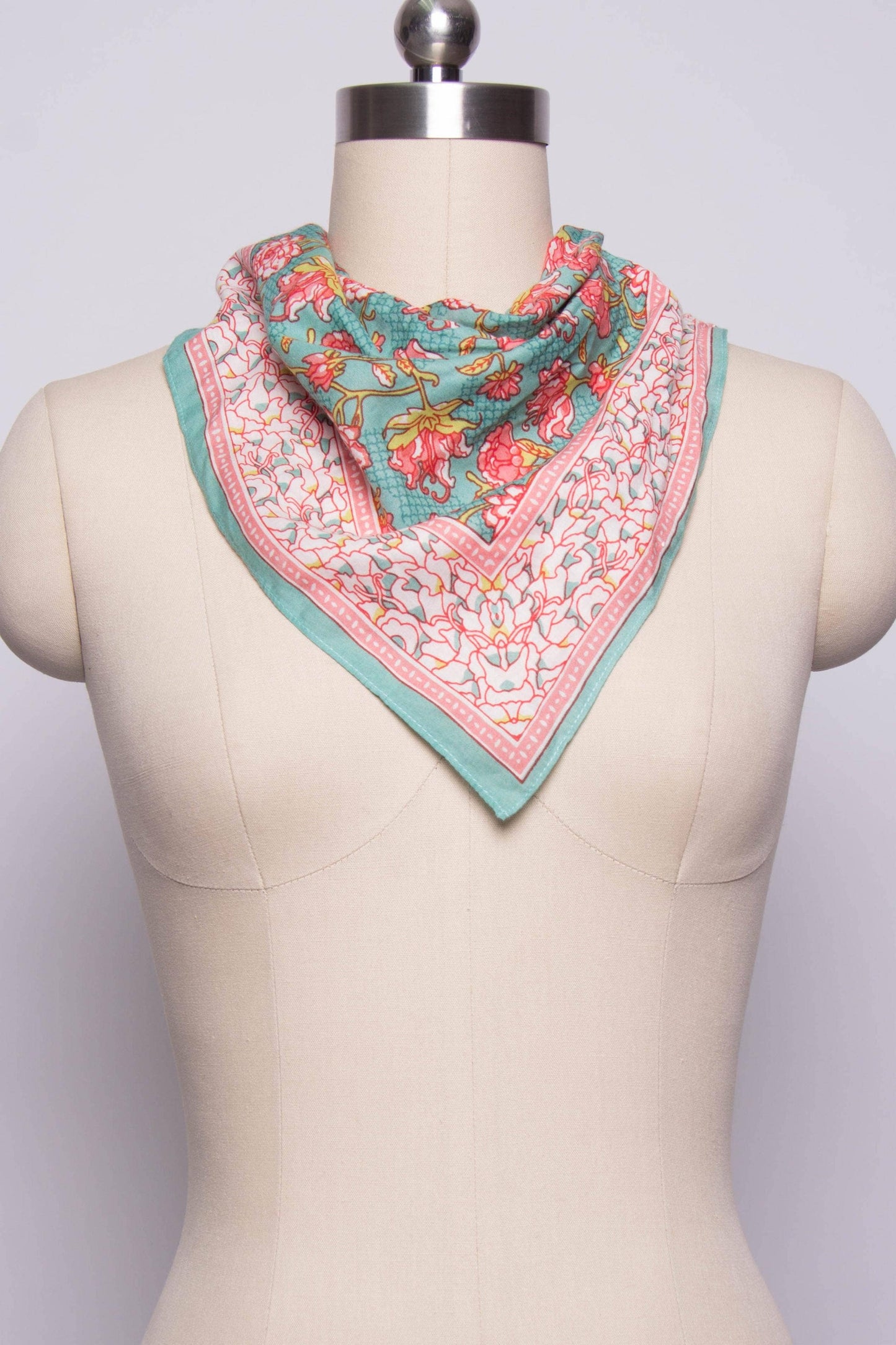 SAACHI - Amrita Bandana