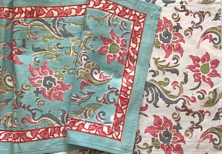 Natural Habitat - Table Runner 60" Azalea