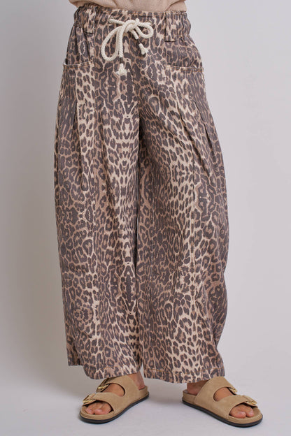 Urban Daizy - Rope Drawstring Balloon Pants Pleated Front