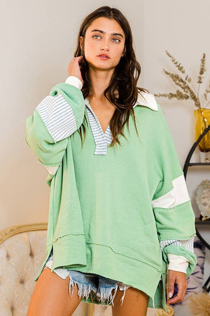 BUCKETLIST - T2004 -French Terry Knit Color-block Collared Loose Fit Top: S-M-L (2-2-2) / SAGE/CREAM