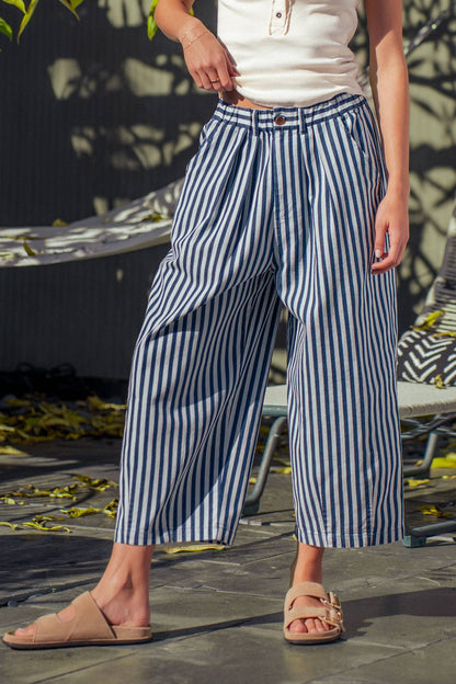 Urban Daizy - Striped Pleated Wide Leg Culotte Pants