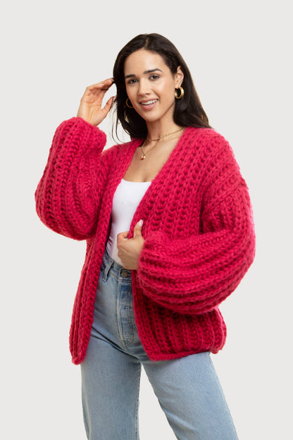 SAACHI - Chunky Oversized Knit Cardigan