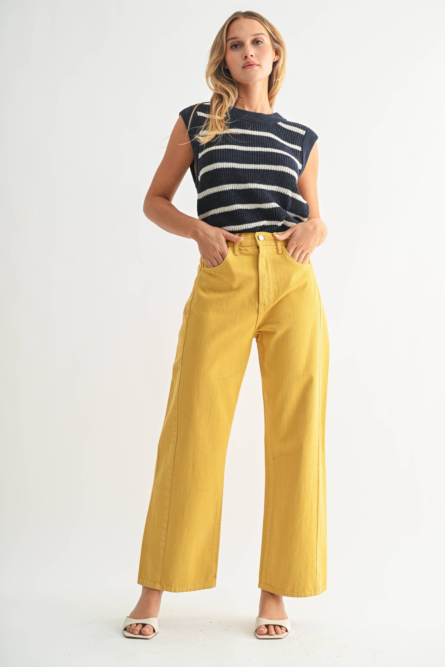 JUST BLACK DENIM - BP471N - BUTTER - Barrel Jean Twist
