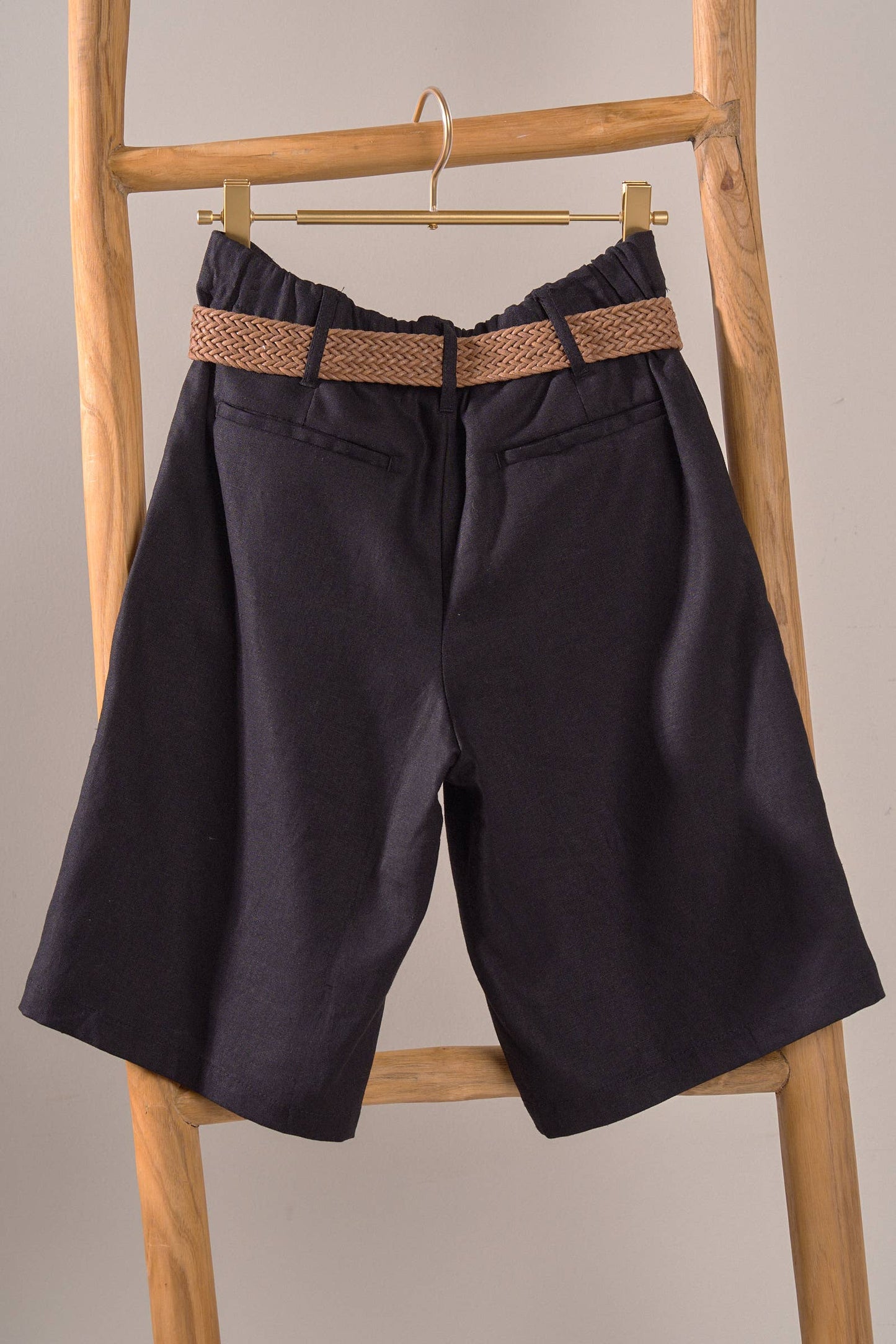 Urban Daizy - Linen Blend Belted Bermuda Shorts