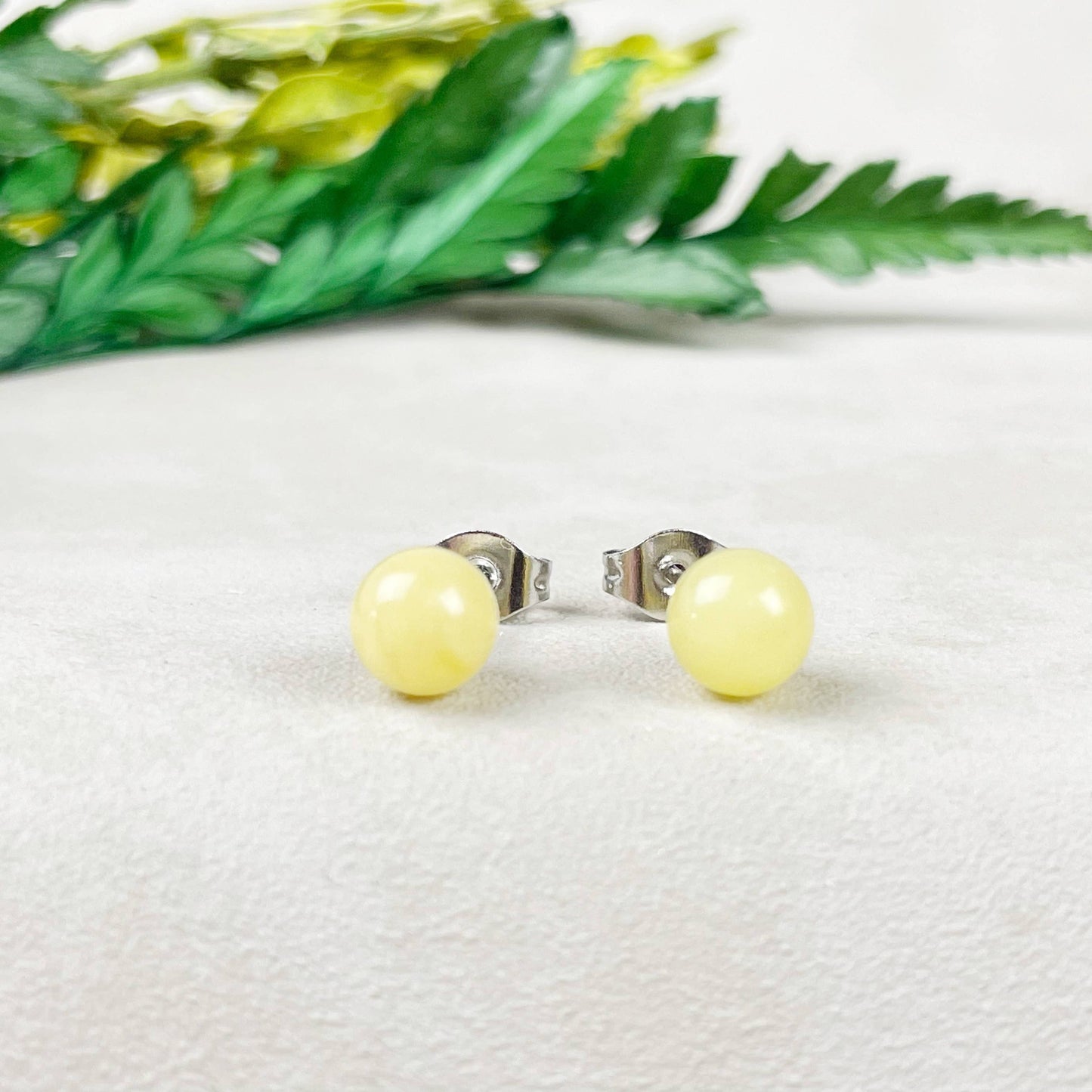Ewelina Pas Jewelry - Silver 6mm Yellow Amber Orb Stud Earrings
