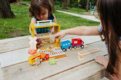 Jack Rabbit Creations - Suitcase Series: Train Station
