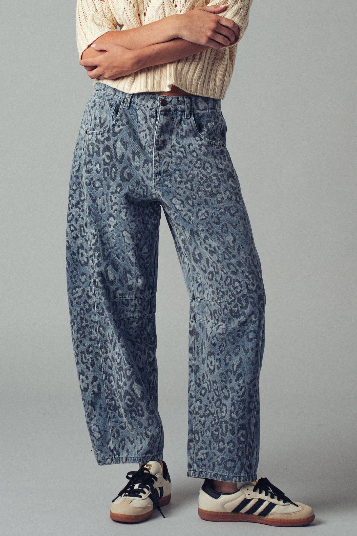 Urban Daizy - Leopard Print Relaxed Straight Denim Pants