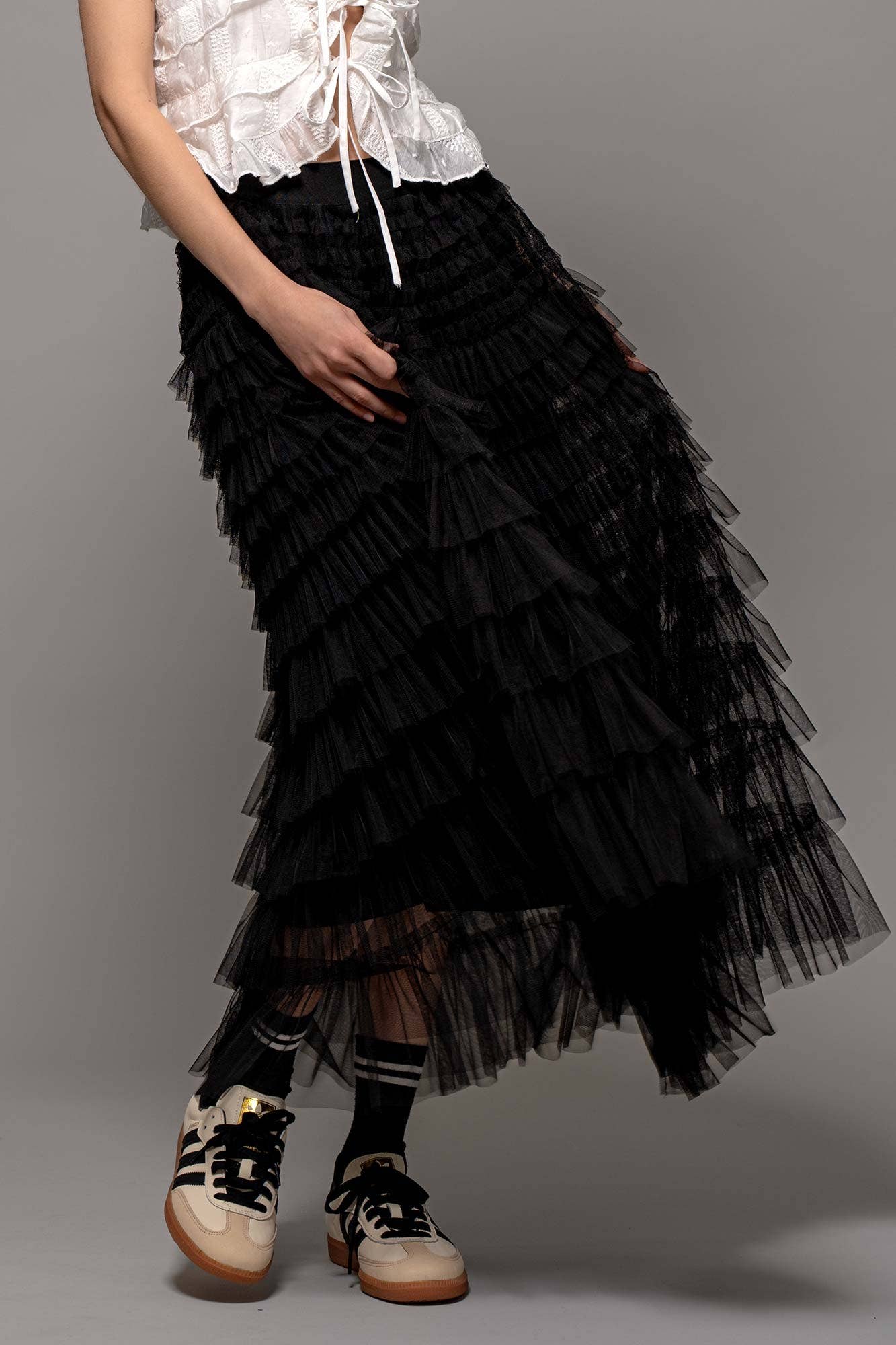 Urban Daizy - Tiered Tulle Midi Skirt with Romantic Ruffles