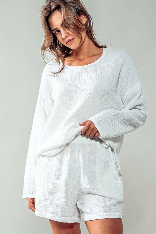 Urban Daizy - **BREATHELESS LOUNGE SHORTS: WHITE / S-2/M-2/L-2