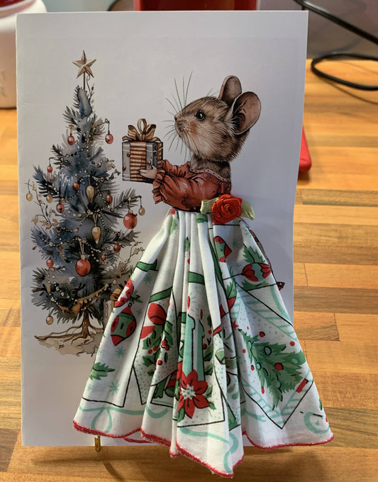 MOMENTS IN THYME - Christmas Mouse Hankie Greeting Card