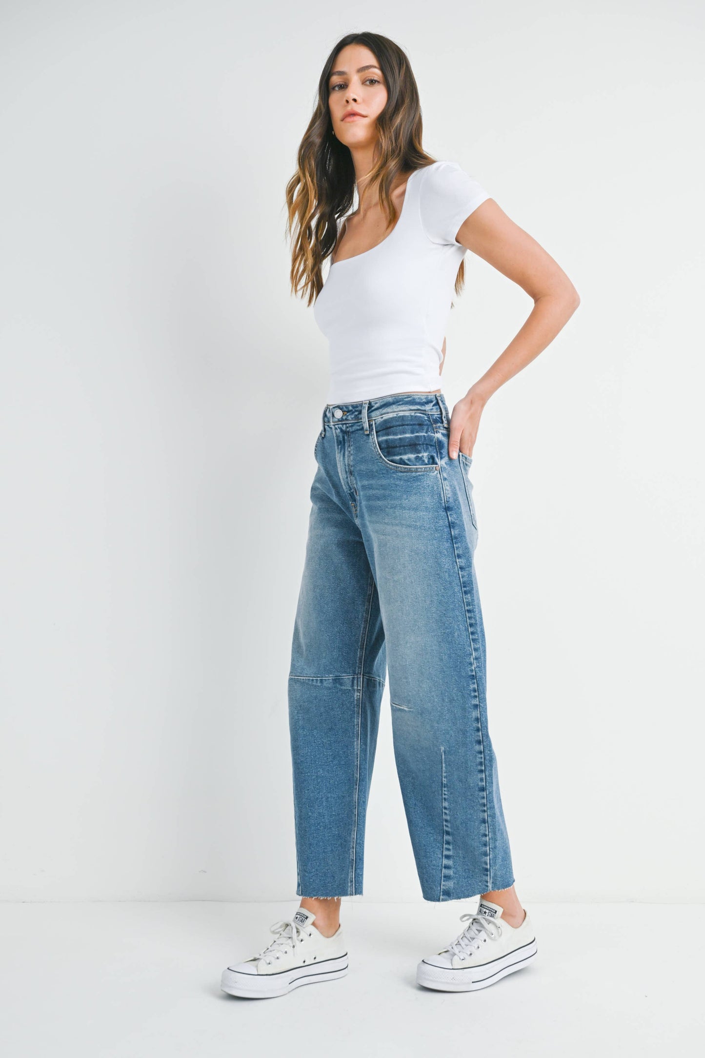 JUST BLACK DENIM - BP473J - MED - Barrel Jean w/ Seams