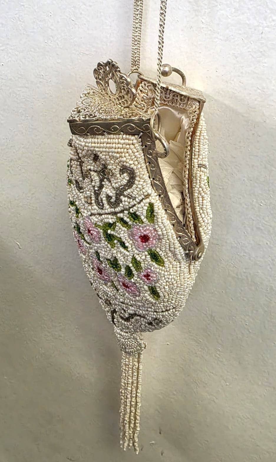Ricki designs - VINTAGE FRAME BRIDALBEADED BAG SQUARE FRAME TASSEL