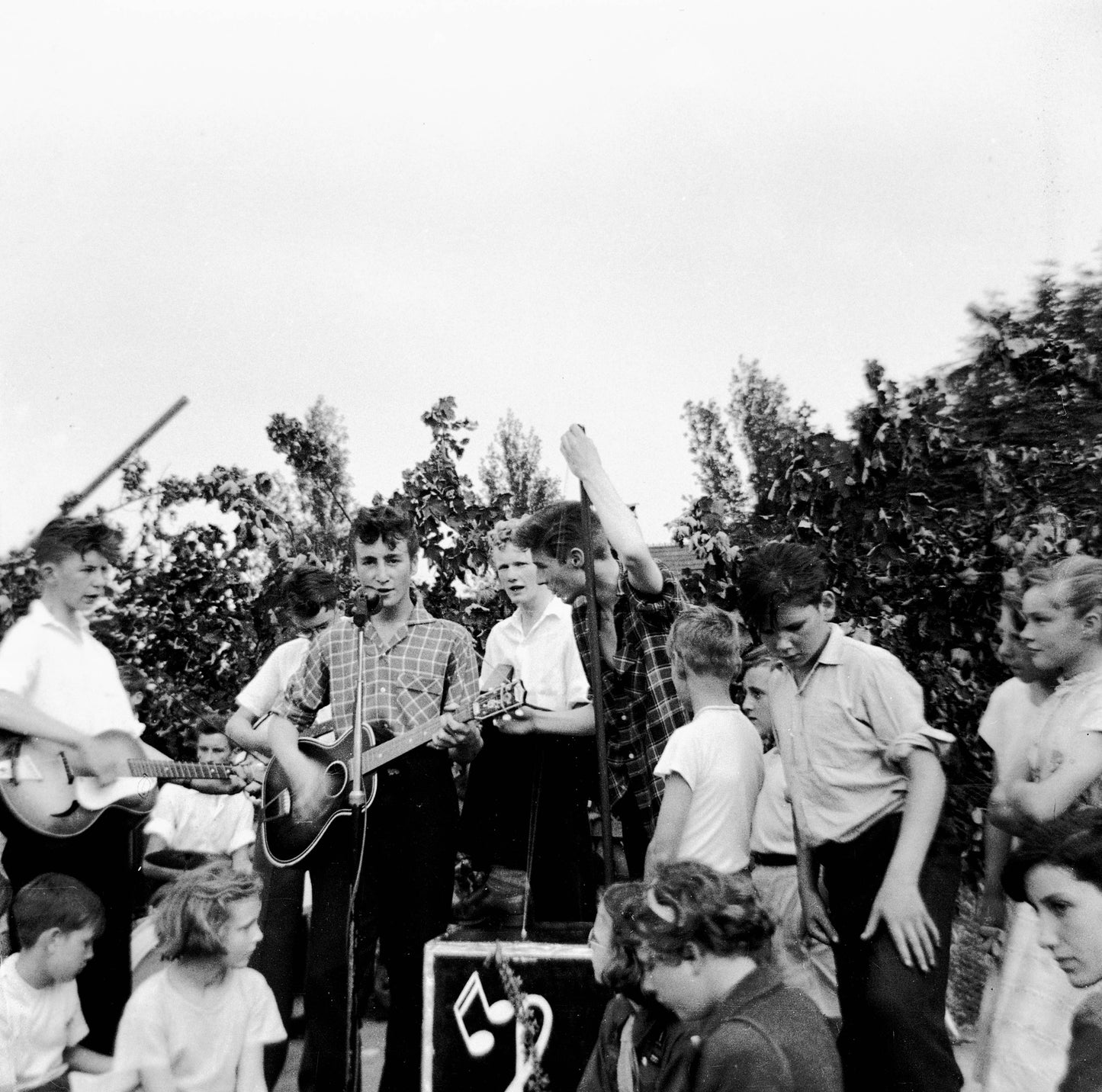 Schiffer Publishing - The Beatles: Fab but True: Remarkable Stories Revealed