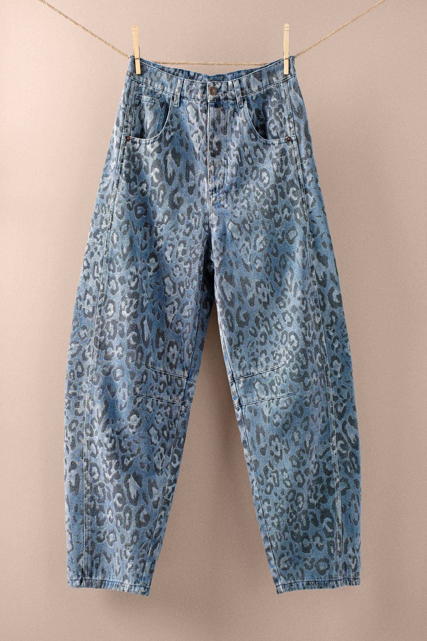 Urban Daizy - Leopard Print Relaxed Straight Denim Pants