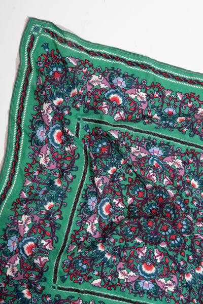 SAACHI - Tagore Bandana