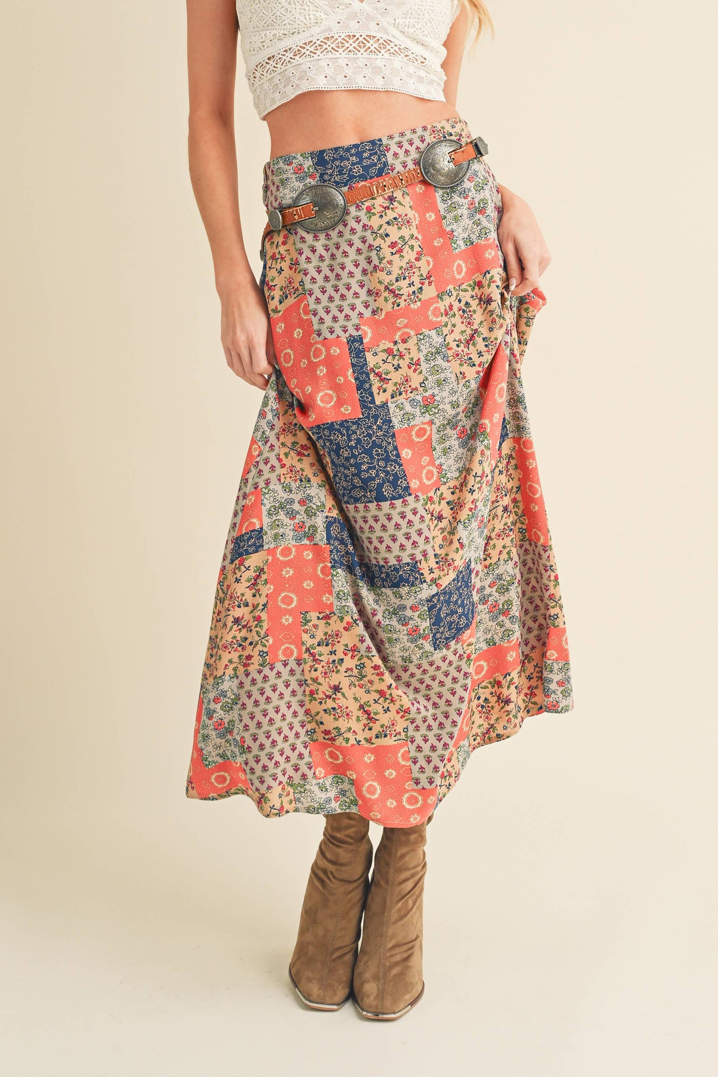 AEMI + CO - 773DN Bradyn Patchwork Print Skirt: S / Contemporary / Mint/Pink