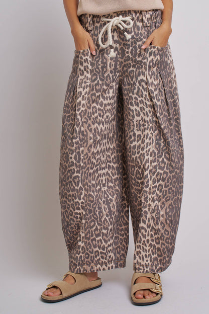Urban Daizy - Rope Drawstring Balloon Pants Pleated Front