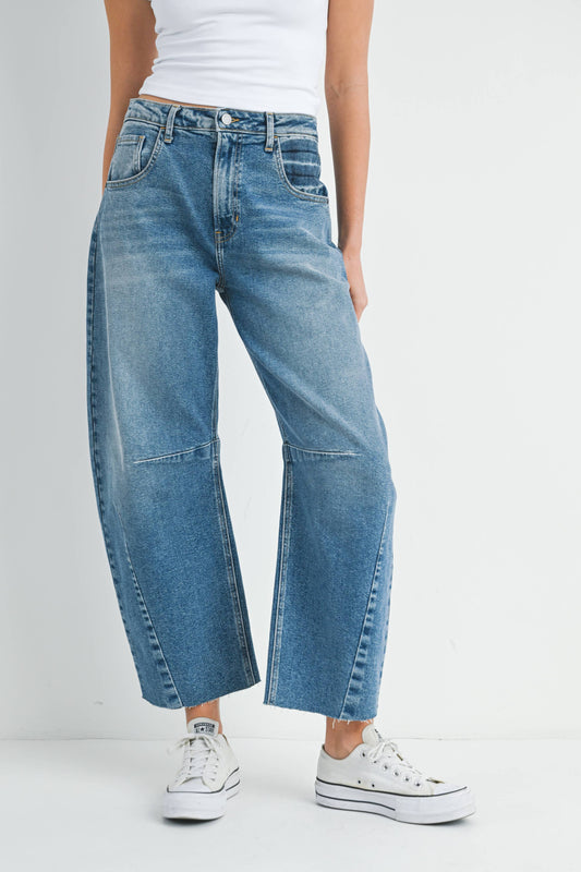 JUST BLACK DENIM - BP473J - MED - Barrel Jean w/ Seams