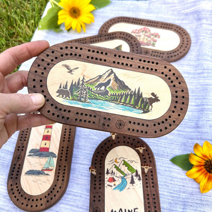 Cast & Carve - Deluxe Wildlife Mini Cribbage Board with Custom Pegs: We will enter text in customization box below / Lighthouse / Select Best Pegs For Us
