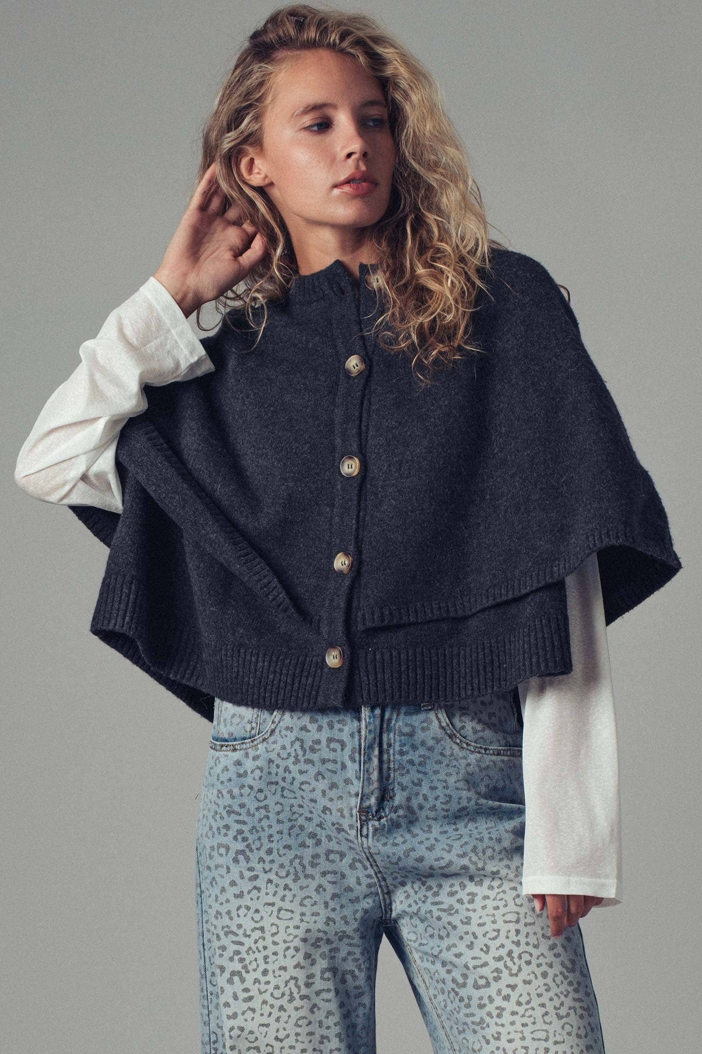 Urban Daizy - Wool Blend Button-Front Sweater Cape