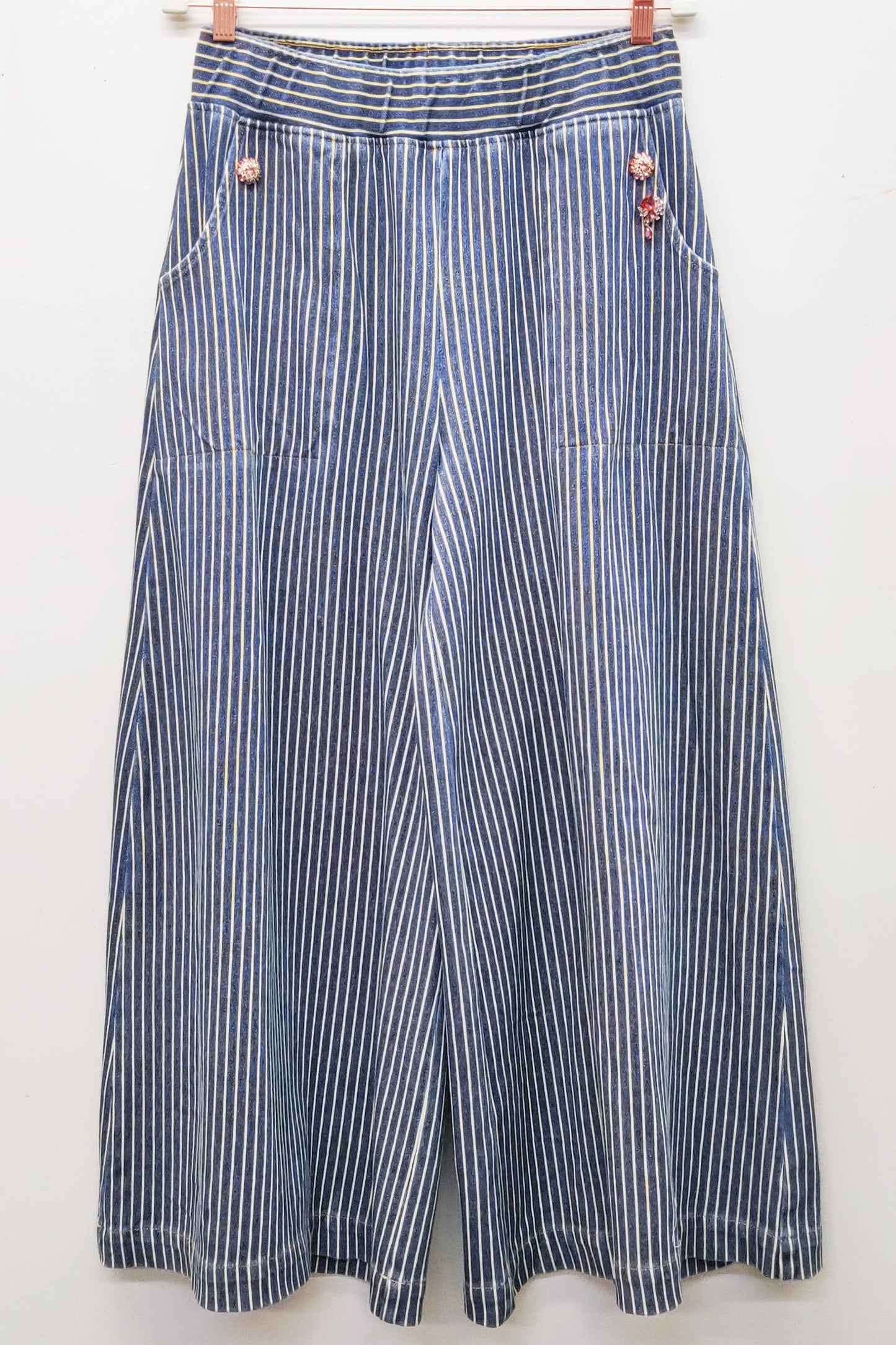 Aratta - Alaia Stripe Denim Pants: Denim Stripe / L