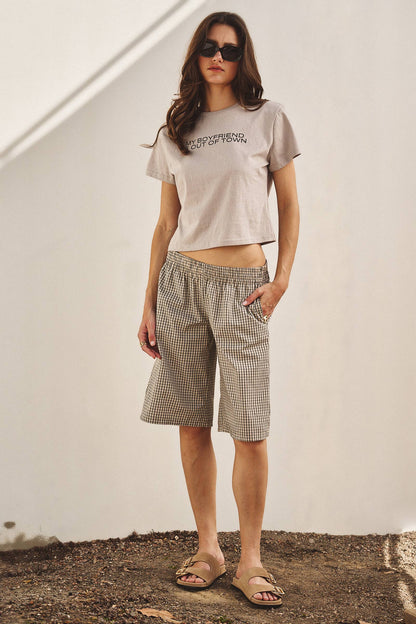Urban Daizy - Classic Check Print Elastic Bermuda Shorts