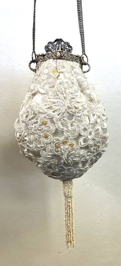 Ricki designs - VINTAGE FRAME BRIDALBEADED BAG SQUARE FRAME TASSEL