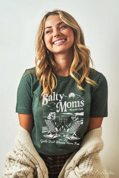 OAT COLLECTIVE - SALTY MOMS BEACH CLUB  Graphic T-shirt