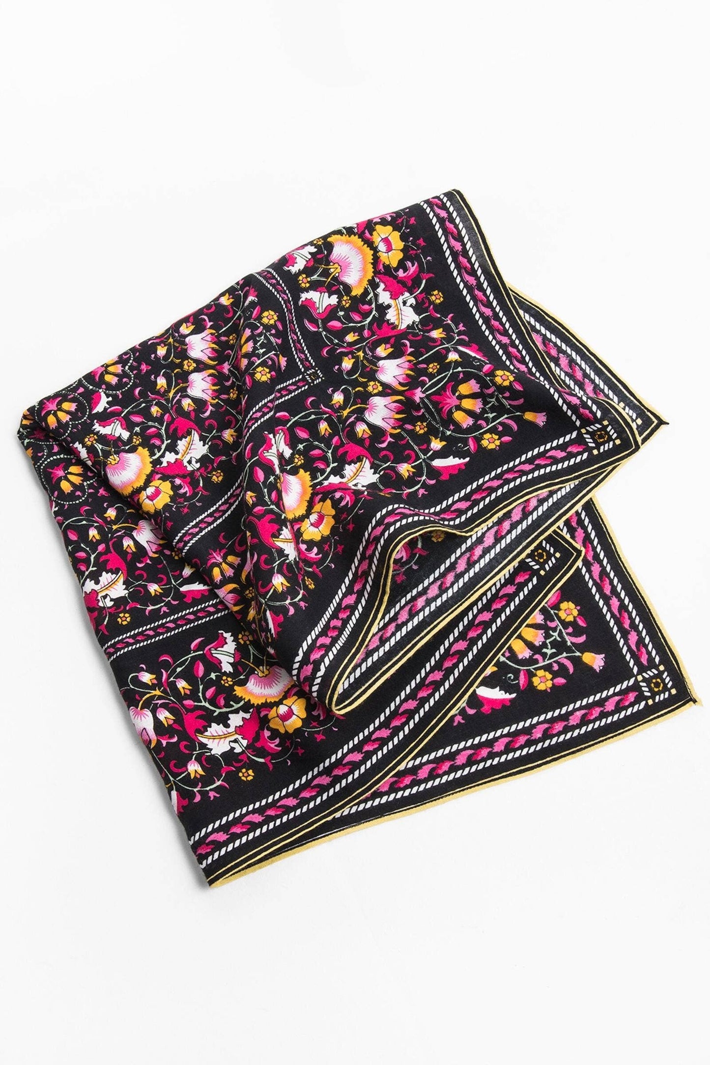 SAACHI - Tagore Bandana