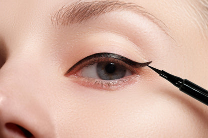 Honeybee Gardens Natural Cosmetics & Body Care - ProTip Clean Liquid Liner