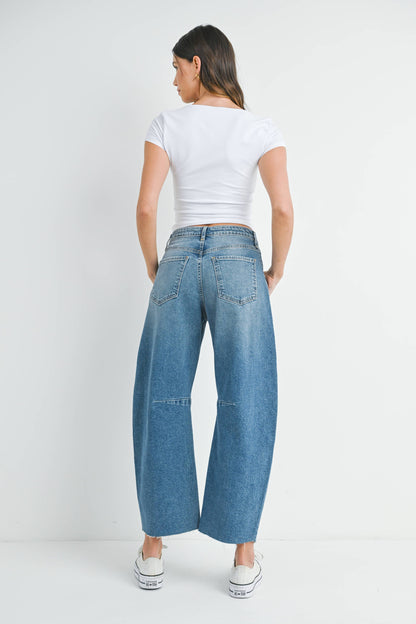 JUST BLACK DENIM - BP473J - MED - Barrel Jean w/ Seams