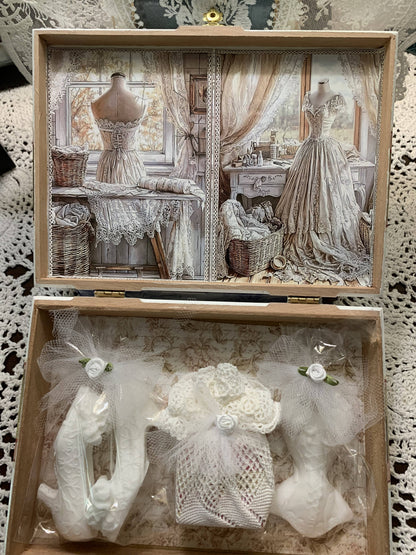 MOMENTS IN THYME - Victorian Bridal Cards