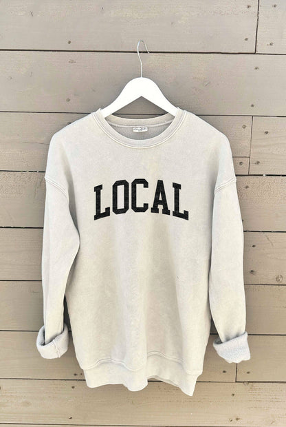OAT COLLECTIVE - LOCAL  Mineral Washed Graphic Sweatshirt: DUSTY FOREST / M