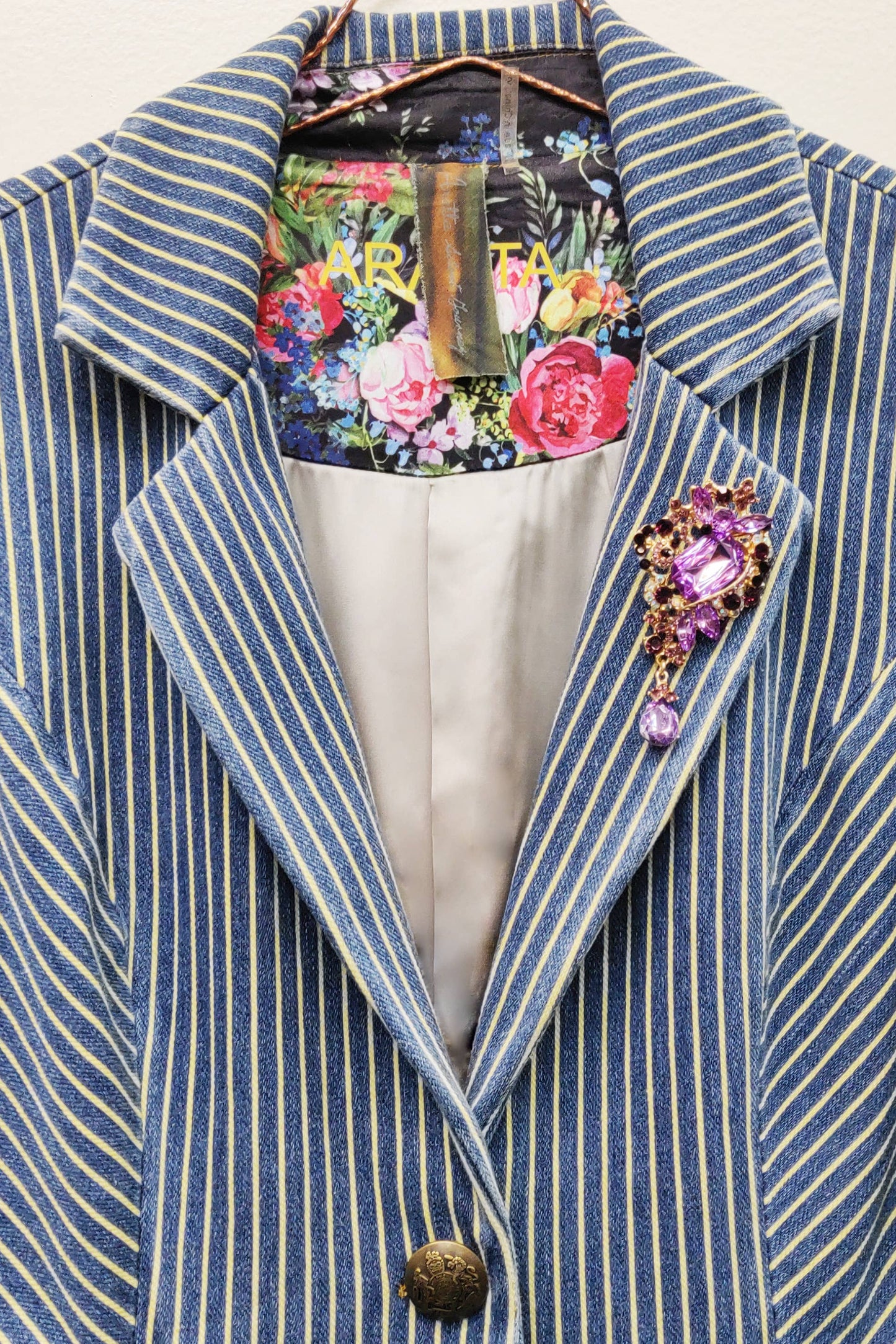 Aratta - Alaia Stripe Denim Blazer: Denim Stripe / M