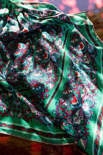 SAACHI - Tagore Bandana
