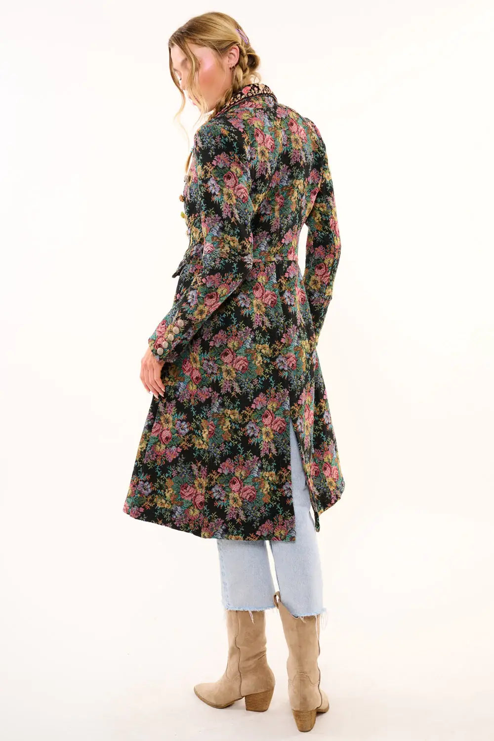 Aratta - Enchanted Nature Jacquard Coat: Night Floral / XL