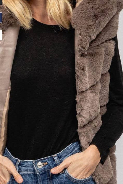 LOOWIE - 5061 Faux Fur Vest Loowie: Black