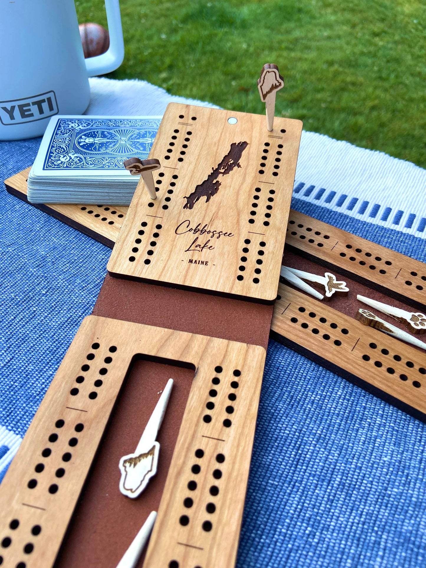 Cast & Carve - Travel Cribbage Board - Custom Design with Unique Pegs: Check Customize Box Below to Share Details for your board / No Extra Engrave Inside Board