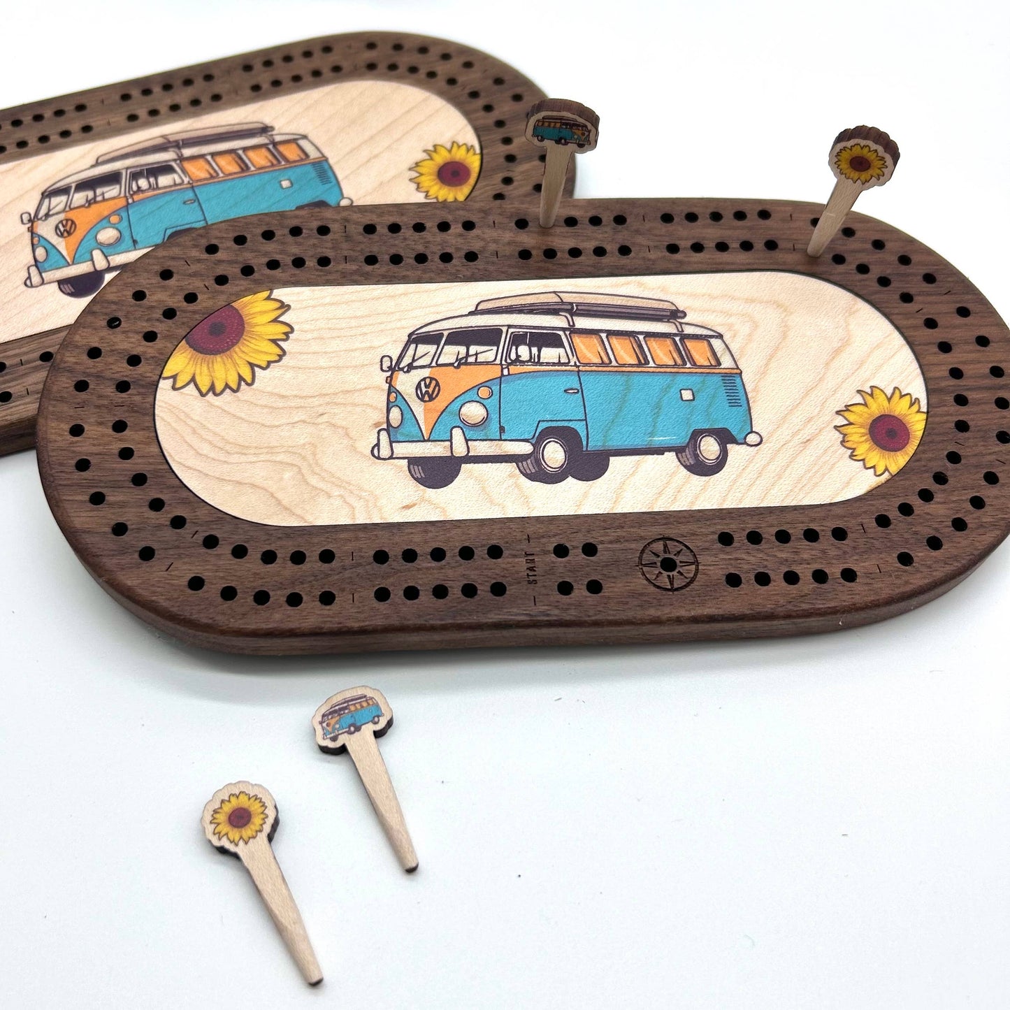 Cast & Carve - Deluxe Wildlife Mini Cribbage Board with Custom Pegs: We will enter text in customization box below / Lighthouse / Select Best Pegs For Us