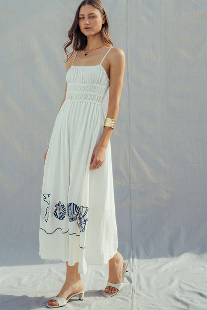 Urban Daizy - Seashell Embroidered Linen Blend Smocked Dress