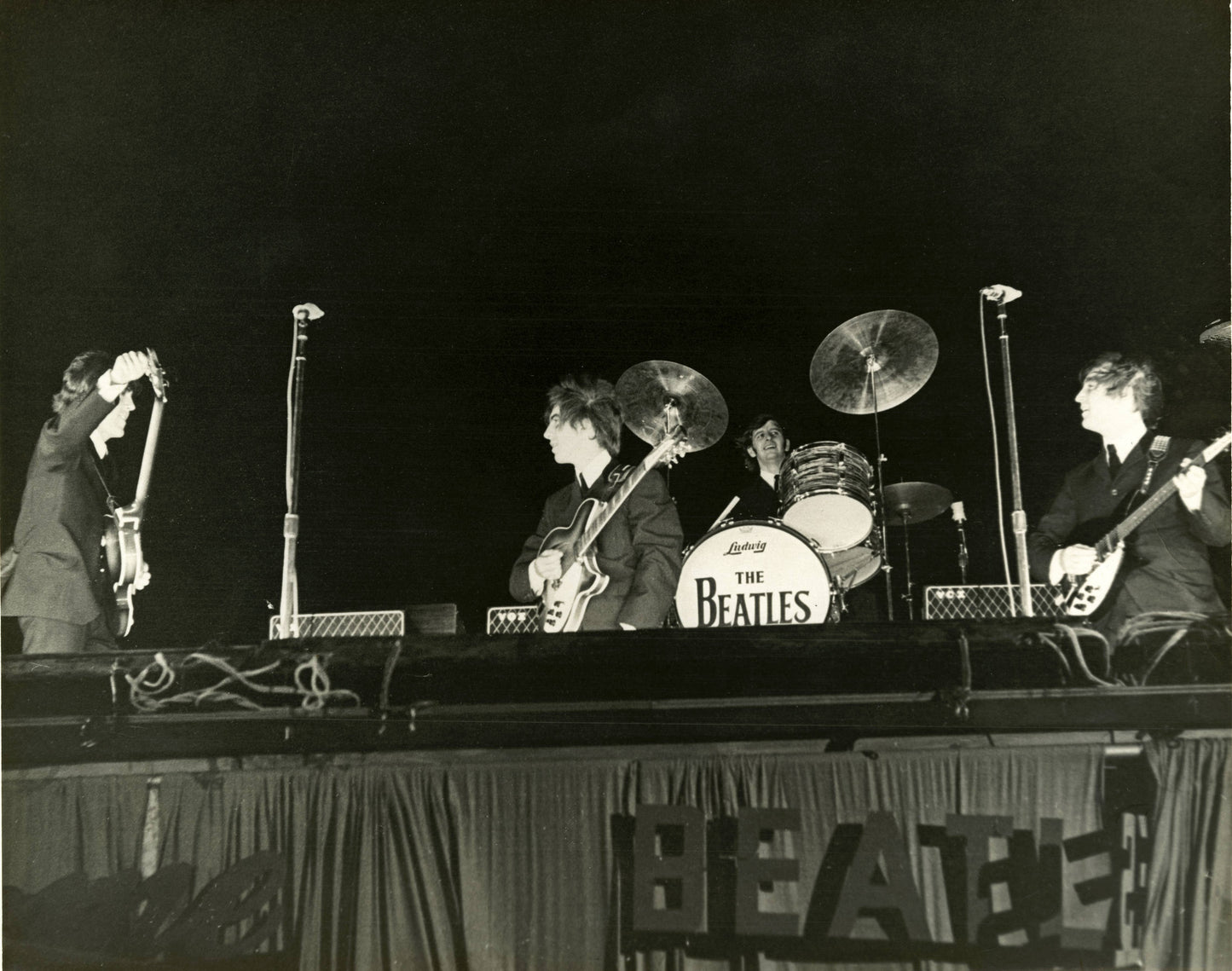 Schiffer Publishing - The Beatles: Fab but True: Remarkable Stories Revealed