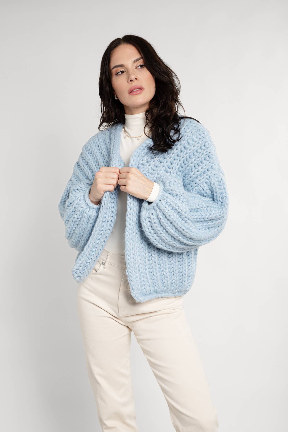 SAACHI - Chunky Oversized Knit Cardigan