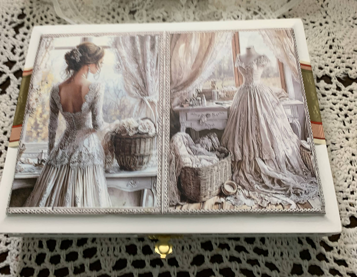 MOMENTS IN THYME - Victorian Bridal Cards