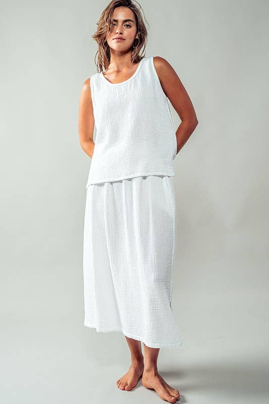 Urban Daizy - **TRANQUILITY TANK TOP: WHITE / S-2/M-2/L-2