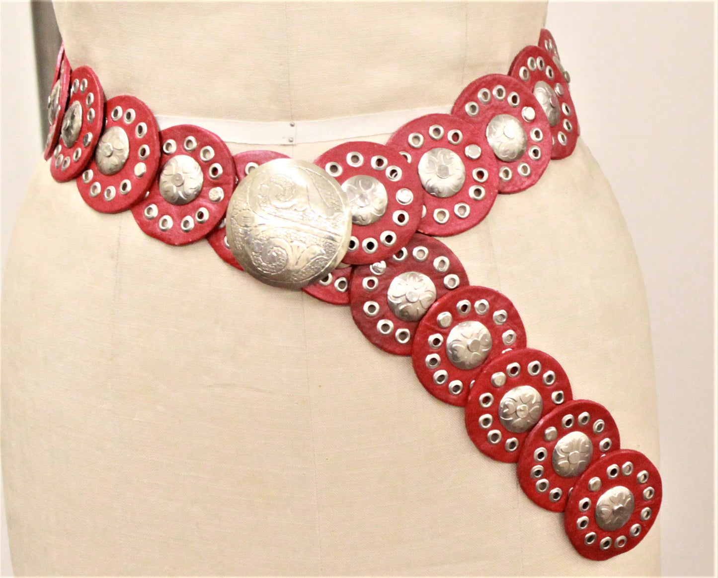 DAIRI - B105 Red