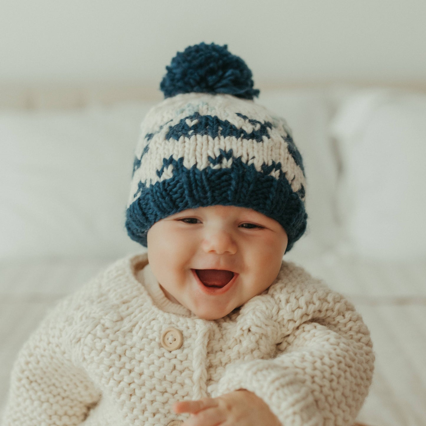 Huggalugs - Whale Beanie Hat Baby & Kids
