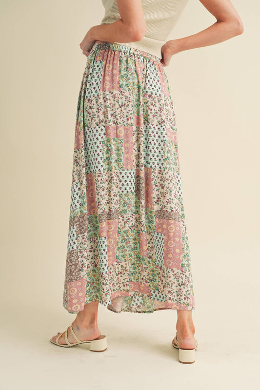 AEMI + CO - 773DN Bradyn Patchwork Print Skirt: L / Contemporary / Mint/Pink