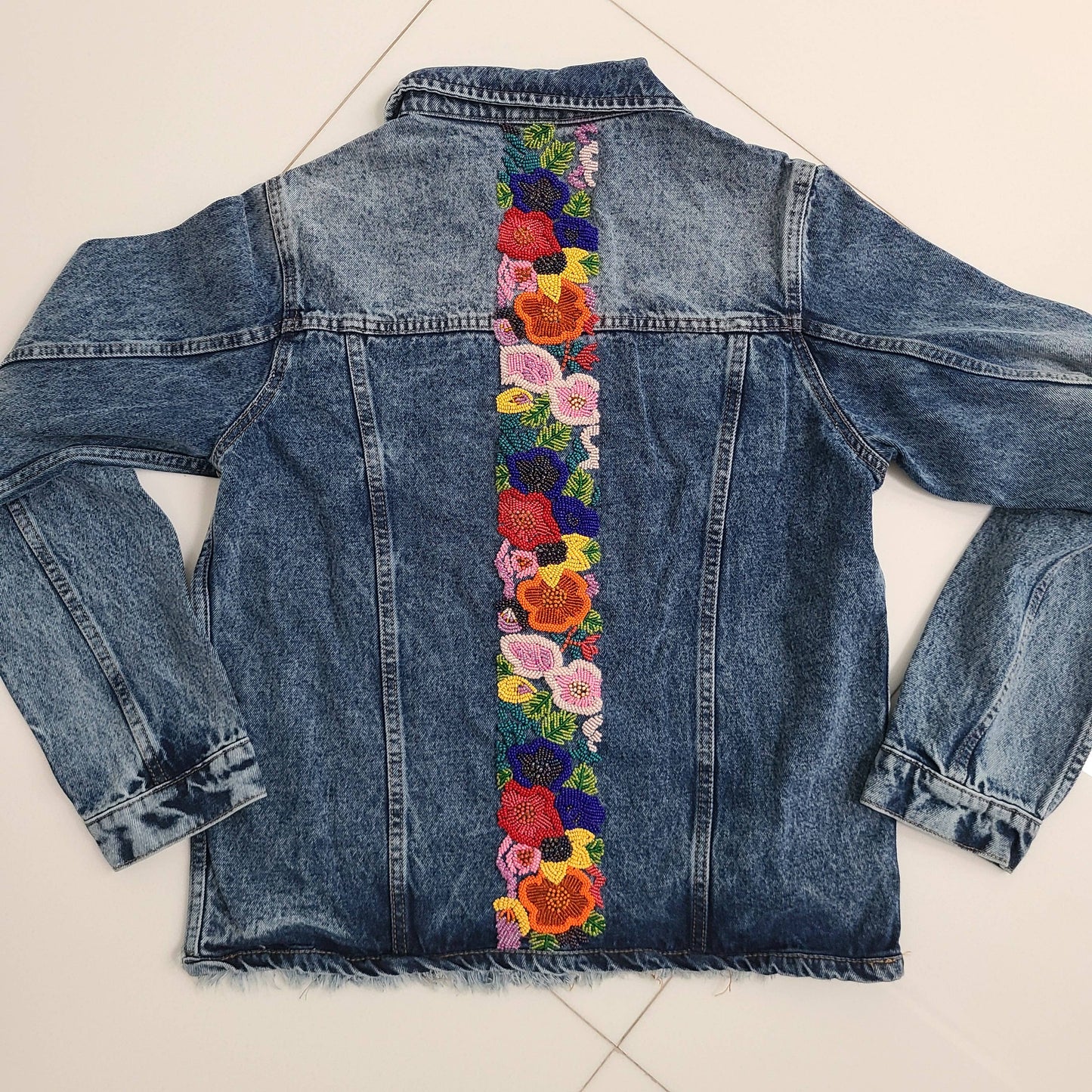Tiana Designs - DJ DK 1122 Raised Flowers : M